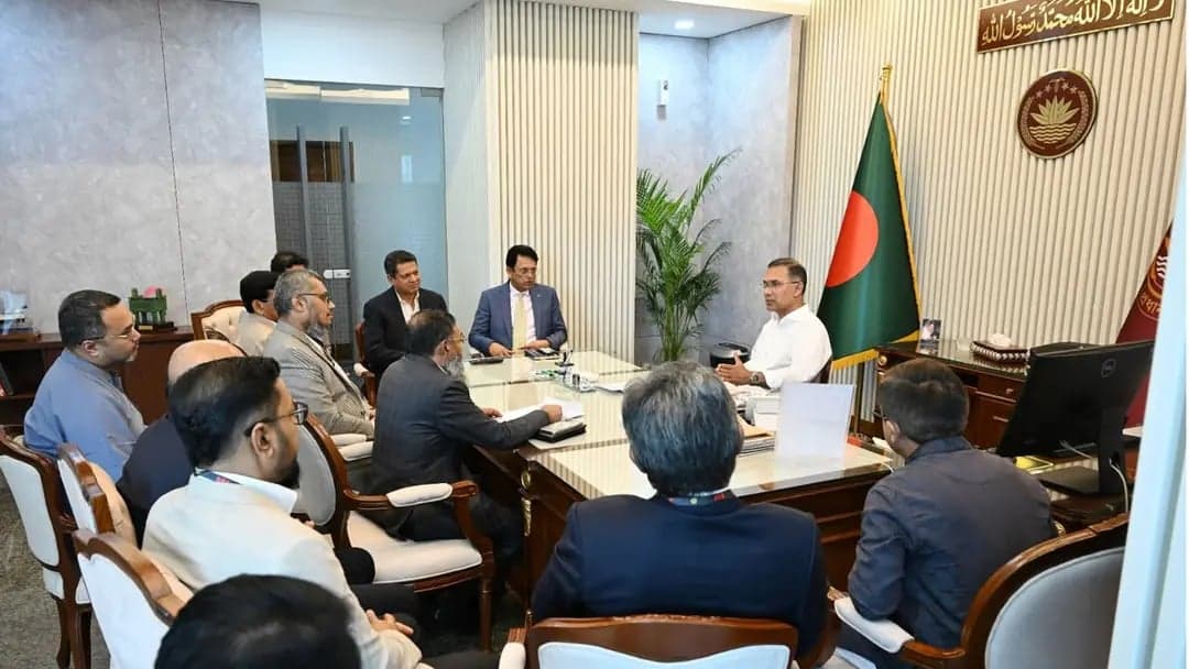 সংকটে থাকা পোশাক কারখানায় প্রণোদনা দেবে সরকার: আশ্বস্ত করলেন প্রধানমন্ত্রী