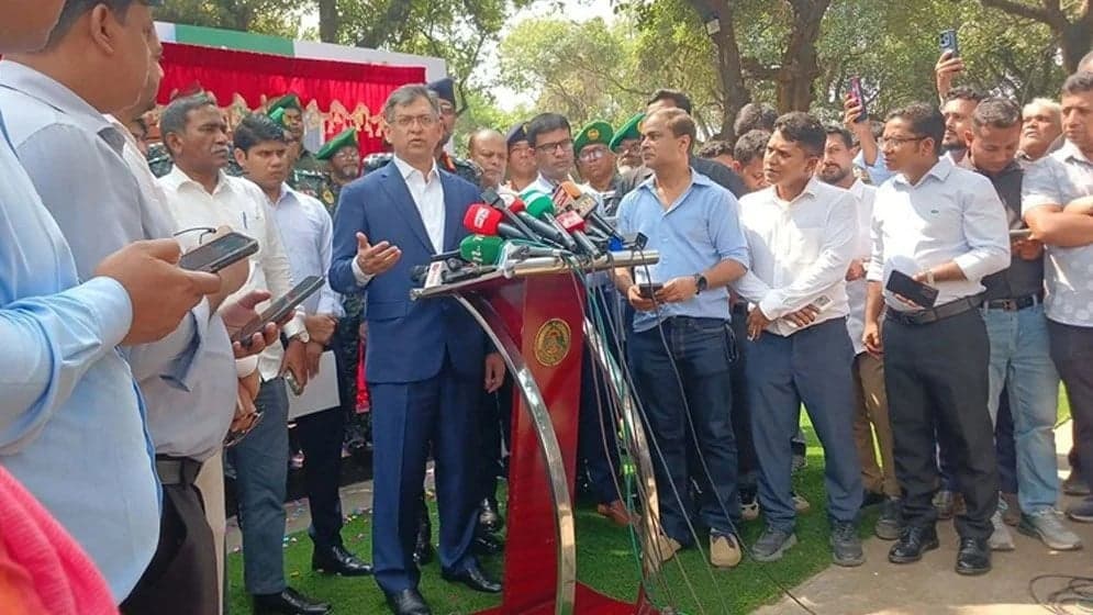 নতুন কোনো যৌথবাহিনী গঠন ও ‘ক্লিন হার্ট’ অভিযানের পরিকল্পনা নেই: স্বরাষ্ট্রমন্ত্রী