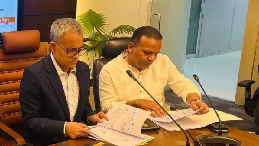 সমঝোতায় তোলা অর্থ চাঁদা নয়, বাধ্য করলে তবেই চাঁদা: সড়ক পরিবহন ও যোগাযোগ মন্ত্রী