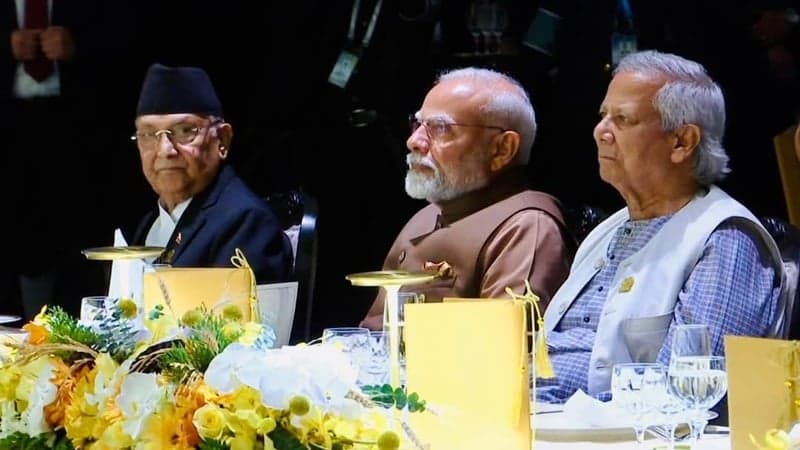 বিমসটেক সম্মলনে পাশাপাশি ড. মুহাম্মদ ইউনূস-মোদী, জানালেন প্রেস সচিব