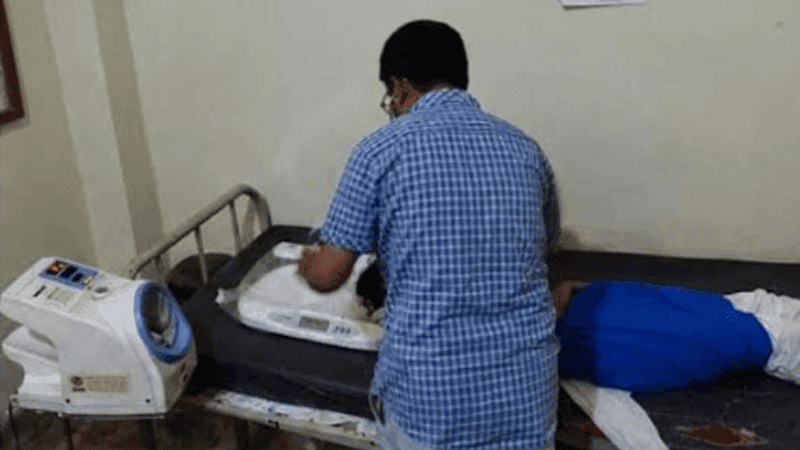 শ্রেণিকক্ষে ঝাঁঝালো গন্ধ, জ্ঞান হারিয়ে হাসপাতালে ১৫ শিক্ষার্থী