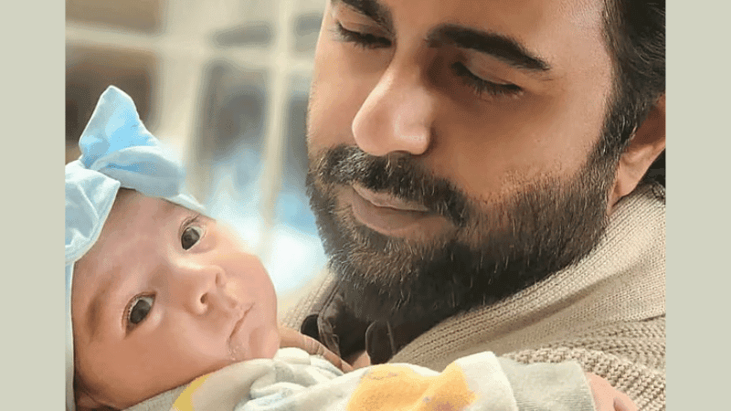 মেয়ের ছবি প্রকাশ করলেন অপূর্ব