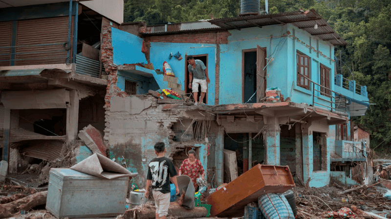 নেপালে বন্যার খবর সংগ্রহে সাংবাদিকদের জন্য কড়াকড়ি
