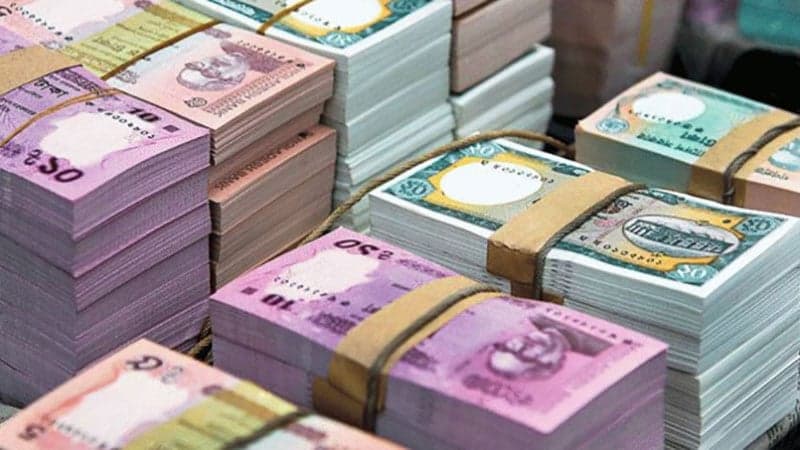 আজ থেকে থাকছে না ব্যাংক থেকে নগদ টাকা উত্তোলনের সীমা