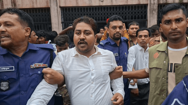 বরগুনায় বিএনপির কার্যালয় ভাঙচুরের মামলায় ১২ আইনজীবী কারাগারে