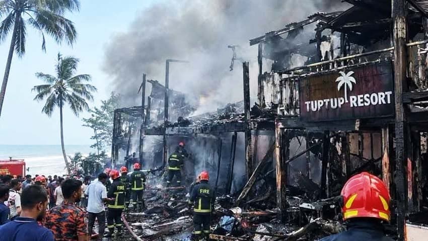 কক্সবাজারের টুপটুপ রিসোর্টে অগ্নিকাণ্ড: আগুন এত দ্রুত ছড়িয়ে পড়ল কেন