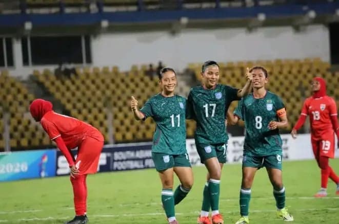 সাফ নারী চ্যাম্পিয়নশিপ: মালদ্বীপকে হারিয়ে সেমিফাইনালে বাংলাদেশ