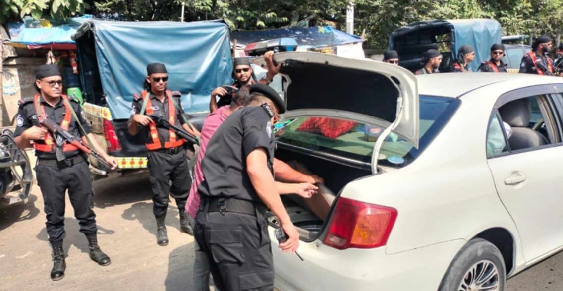 সারাদেশে মাঠে রয়েছে র‍্যাবের ৪২৮ টহল দল