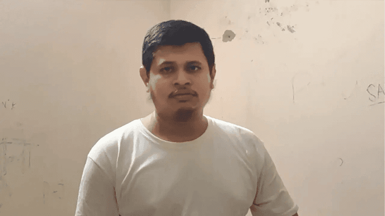 ১৩ বছরের মাদ্রাসাছাত্রকে বলাৎকারের অভিযোগে শিক্ষক গ্রেপ্তার