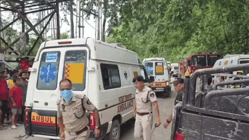 সিকিমে টানেলে ভূমিধস ও গ্যাস লিকের ঘটনায় নিহত ৮, আটকা আরও ১৮
