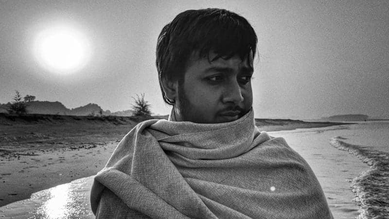 রাজধানীতে ট্রেন চাপায় এনজিওকর্মীর মৃত্যু