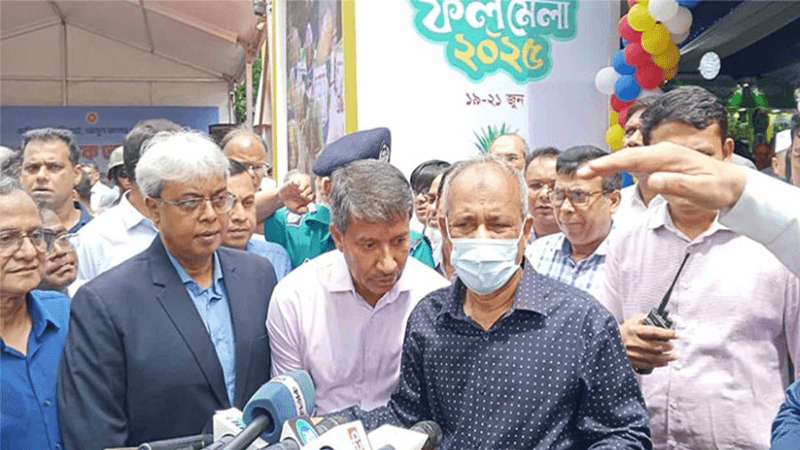 বৈদেশিক মুদ্রা সাশ্রয়ে দেশি ফল খান: উপদেষ্টা
