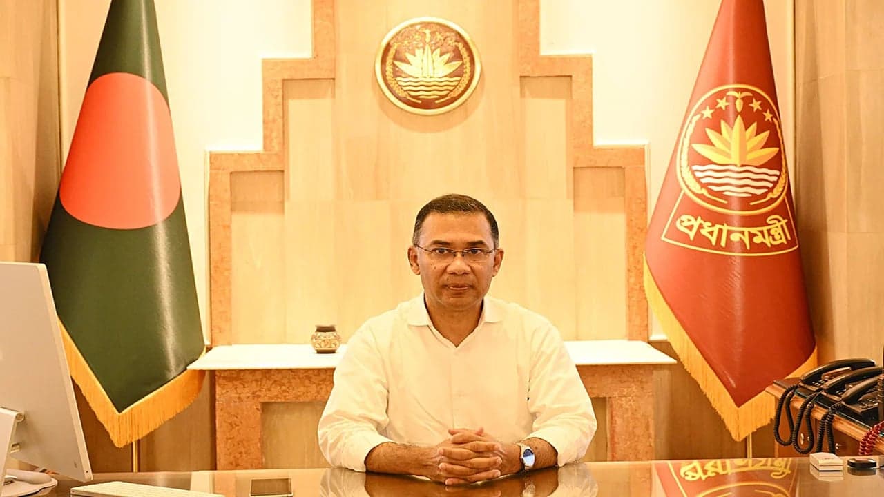 প্রথমবারের মতো তেজগাঁও কার্যালয়ে অফিস করছেন প্রধানমন্ত্রী