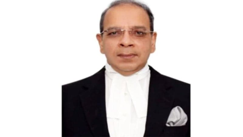 প্রধান বিচারপতির সঙ্গে ডিসিদের সাক্ষাৎ বিকেলে