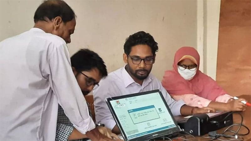 কুমিল্লা-ময়মনসিংহ সিটিতে চলছে ভোট গ্রহণ