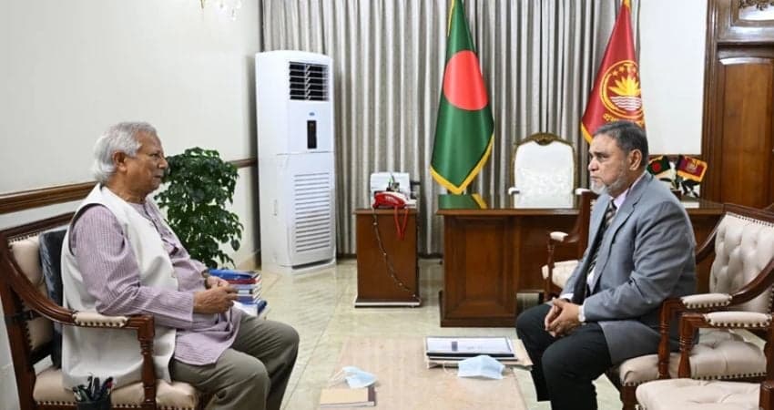 প্রধান উপদেষ্টার সঙ্গে সিইসির সৌজন্য সাক্ষাৎ
