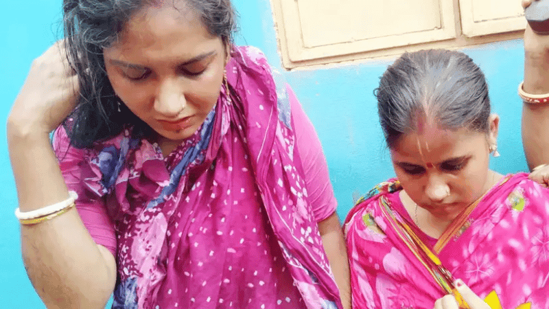 হিন্দু ধর্মাবলম্বীর ছদ্মবেশে মন্দিরে চুরির চেষ্টা, গণপিটুনির পর আটক দুই নারী