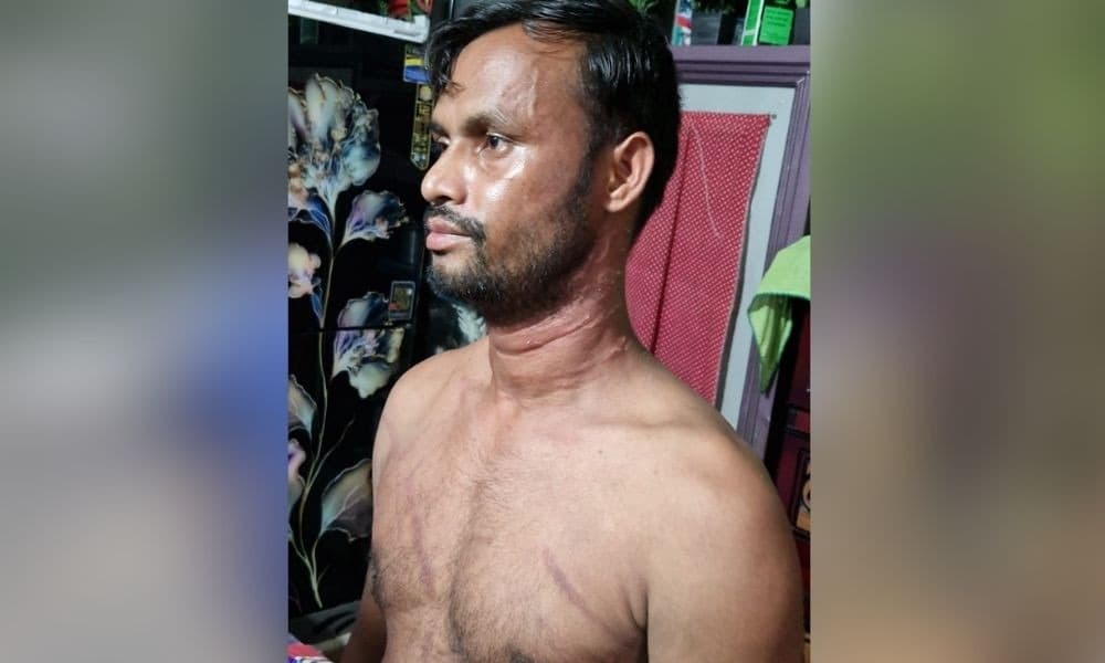 যৌতুকের জন্য পুত্রবধূকে হত্যার অভিযোগ শ্বশুরের বিরুদ্ধে
