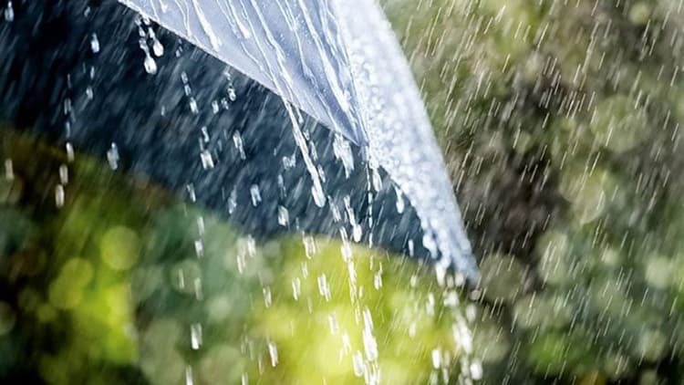 দেশের ৬ জেলায় ঝোড়ো হাওয়াসহ বৃষ্টির পূর্বাভাস, কমতে পারে তাপমাত্রা