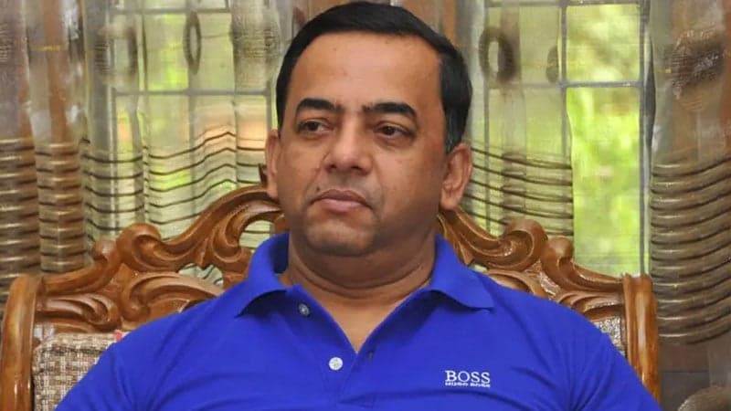 বেনজীর আহমেদের ডক্টরেট ডিগ্রি স্থগিত করল ঢাবি