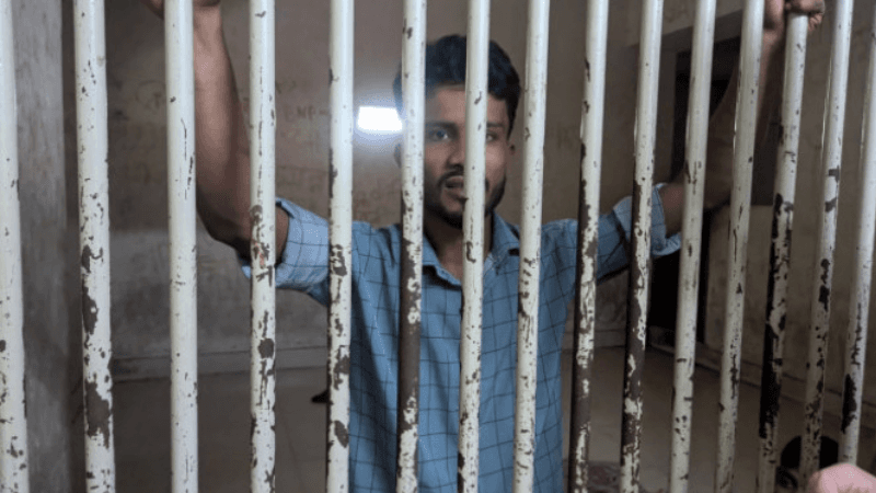 ৩২ নম্বর থেকে গ্রেপ্তার সেই রিকশাচালককে অব্যাহতির সুপারিশ