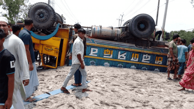 ময়মনসিংহে ট্রাক-অটোরিকশা সংঘর্ষে তিন নারী নিহত