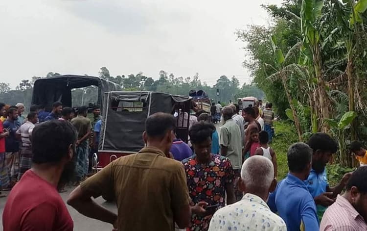 কুড়িগ্রামে পিকআপ-মোটরসাইকেল সংঘর্ষে বাবা-ছেলের মৃত্যু