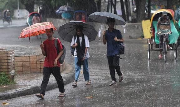 দেশের বিভিন্ন অঞ্চলে হালকা থেকে মাঝারি বৃষ্টির সম্ভাবনা