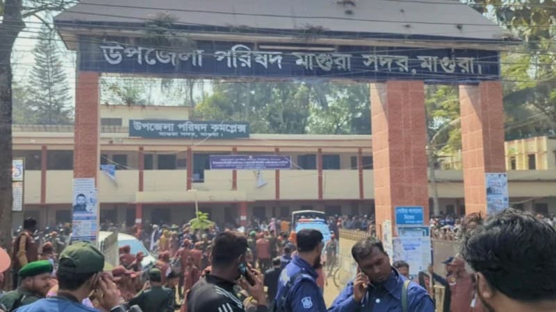 জামায়াতের ইউনিয়ন আমির হওয়ায় সহকারী প্রিসাইডিং কর্মকর্তাকে দায়িত্ব থেকে অব্যাহতি