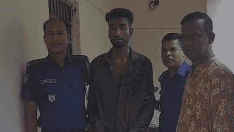 নরসিংদীতে কিশোরীকে তুলে নিয়ে ধর্ষণের অভিযোগে যুবক গ্রেপ্তার