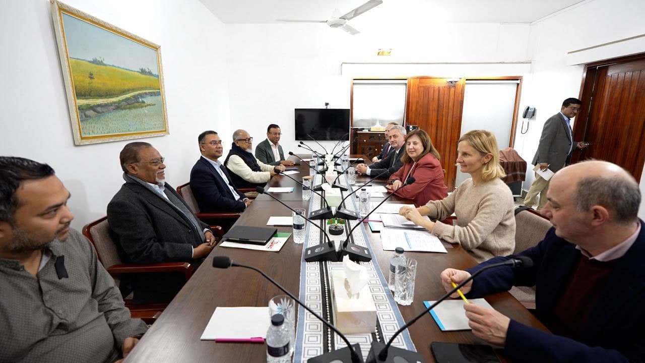 জাতীয় নির্বাচনে বড় পর্যবেক্ষক দল পাঠাবে ইইউ: নজরুল ইসলাম খান