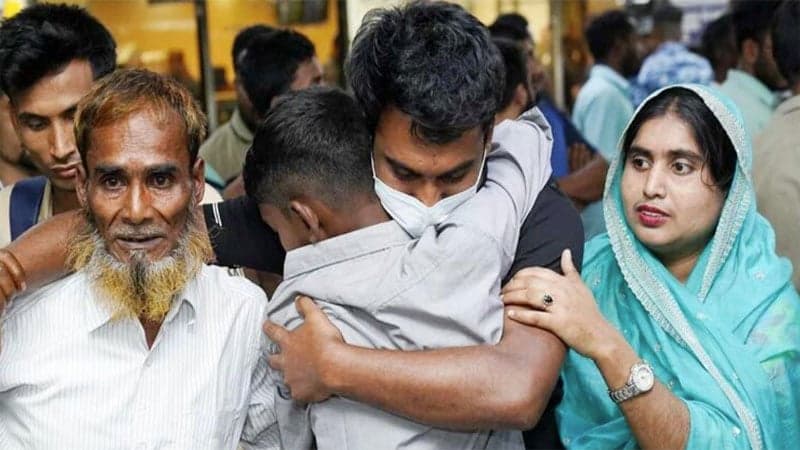 দেশে ফিরলেন মানব পাচারের শিকার ১৮ বাংলাদেশি