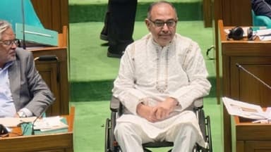 সংসদে যোগ দিলেন মির্জা আব্বাস