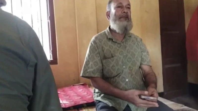 ঘুষ নেওয়ার ভিডিও ভাইরাল, নগরকান্দার ভূমি কর্মকর্তা বদলি