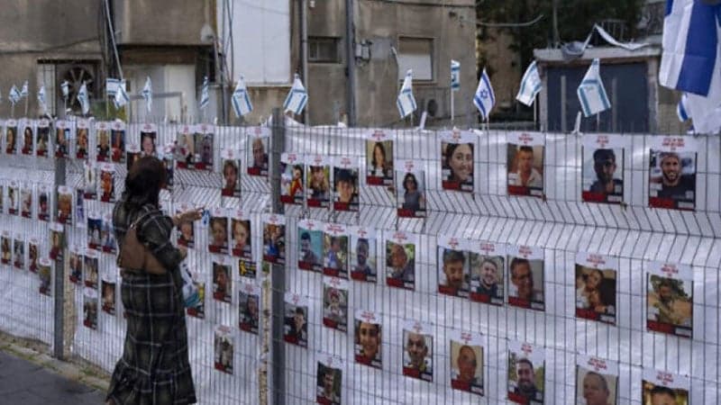 ১৩ ইসরায়েলি জিম্মিকে মুক্তি দিল হামাস