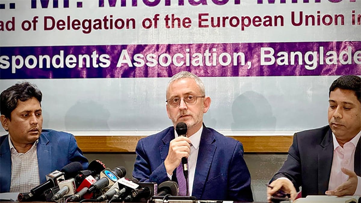 নির্বাচনের সময়সীমা নিয়ে চাপ দেবে না ইইউ