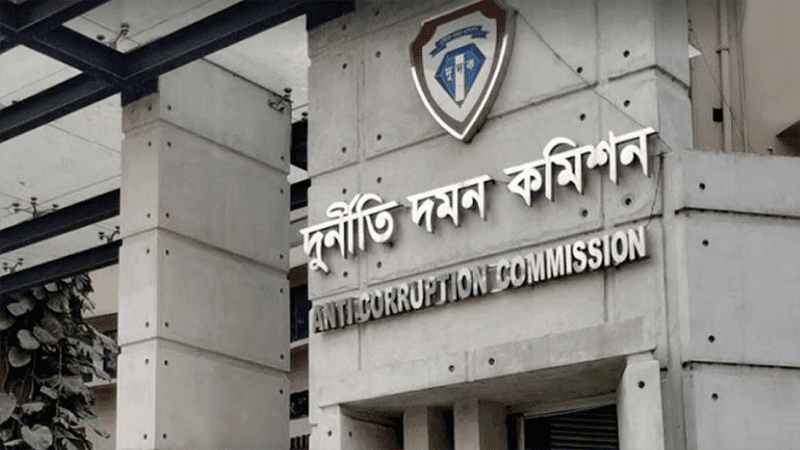 দুদকের নতুন মহাপরিচালক নাজমুল আলম