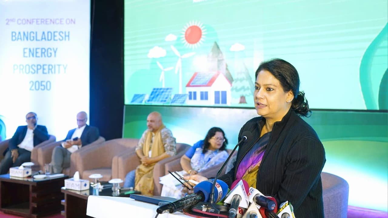 জ্বালানি খাতকে সমৃদ্ধ করতে সরকার কাজ করছে: উপদেষ্টা রেজওয়ানা