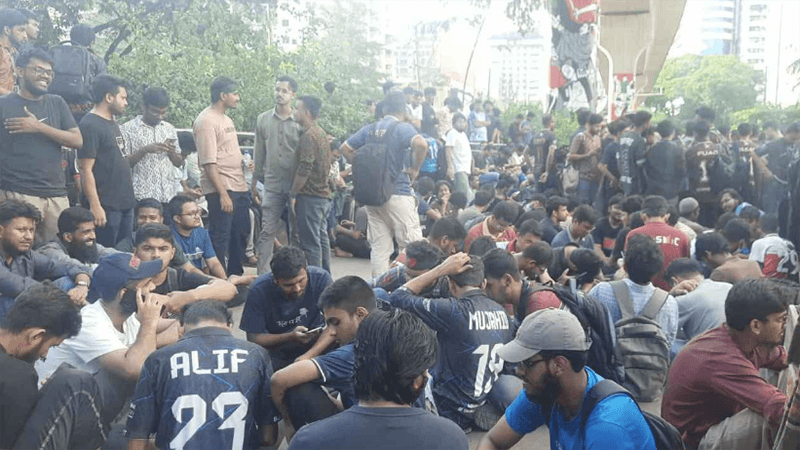 দেশের সকল প্রকৌশল বিশ্ববিদ্যালয়ে চলছে ‘কমপ্লিট শাটডাউন’ কর্মসূচি