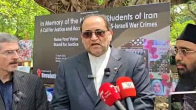 আটকা পড়া বাংলাদেশি জাহাজ দ্রুত হরমুজ প্রণালি পাড়ি দিতে পারবে: ইরানি রাষ্ট্রদূত