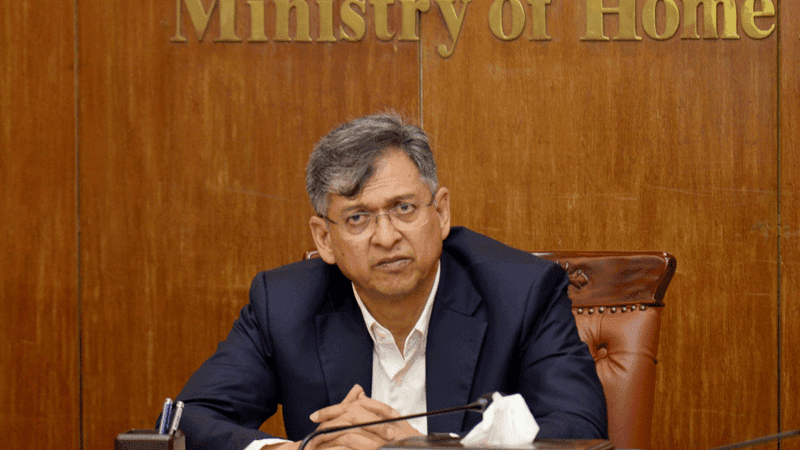 জনপ্রত্যাশা অনুযায়ী আইনশৃঙ্খলা বাহিনীকে সংস্কার করতে চাই: স্বরাষ্ট্রমন্ত্রী