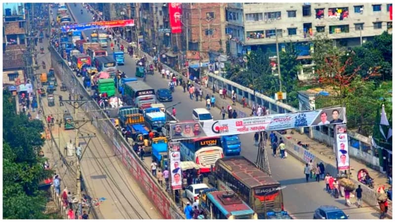 বাবুবাজার সেতুতে তীব্র যানজট