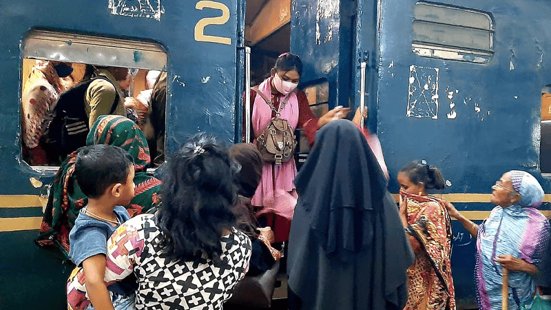 ফেসবুকে ভুয়া টিকিট লিংক ছড়ালে ব্যবস্থা নেবে বাংলাদেশ রেলওয়ে