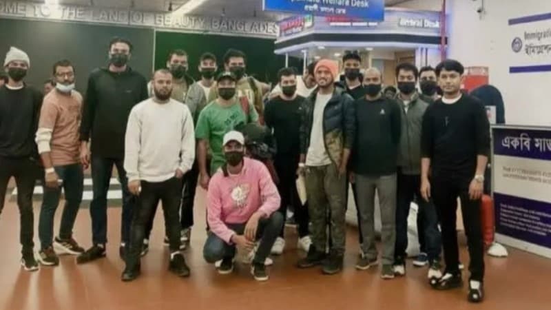 আরও ৩৯ বাংলাদেশিকে দেশে ফেরত পাঠাল যুক্তরাষ্ট্র, অধিকাংশই নোয়াখালীর