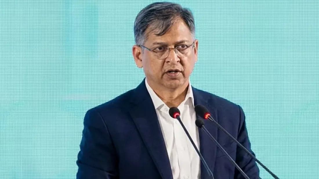‘জুলাই কার’ বিতর্কে জড়ালে জুলাই কারও থাকবে না: স্বরাষ্ট্রমন্ত্রী
