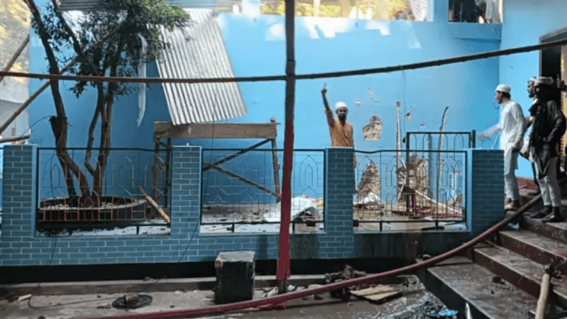 রাজবাড়ীতে নুরাল পাগলার দরবারে হামলার দুই মাস পর পরিবারের মামলা