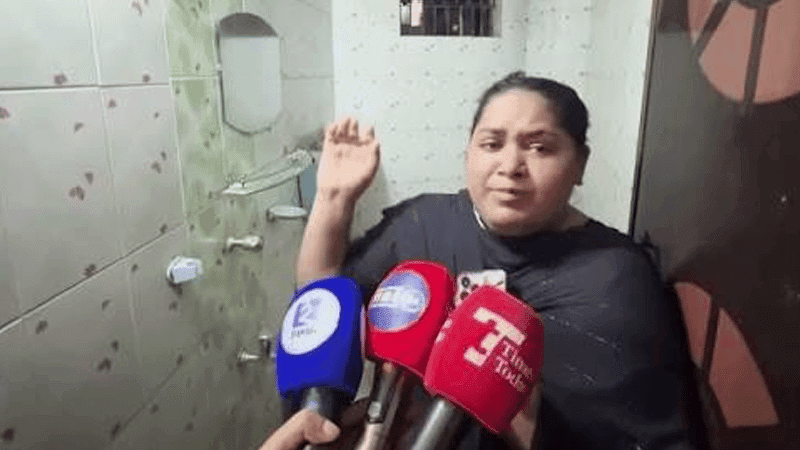 মাদ্রাসাছাত্রের মৃত্যু ঘিরে নানা প্রশ্ন, ‘ওরে হুজুররা পিডায়া মারছে’