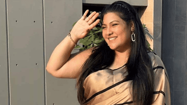 লাইফ সাপোর্টে অভিনেত্রী কারিনা কায়সার