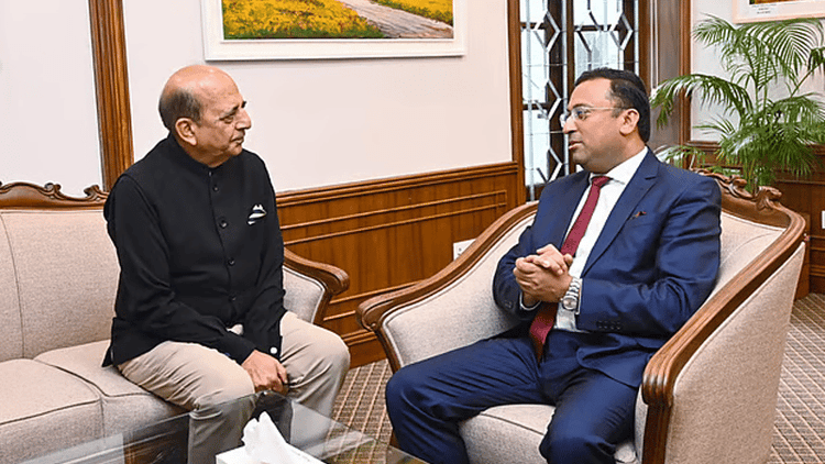শেখ হাসিনার সম্ভাব্য বক্তব্য নিয়ে ভারতের কাছে উদ্বেগ জানাল ঢাকা