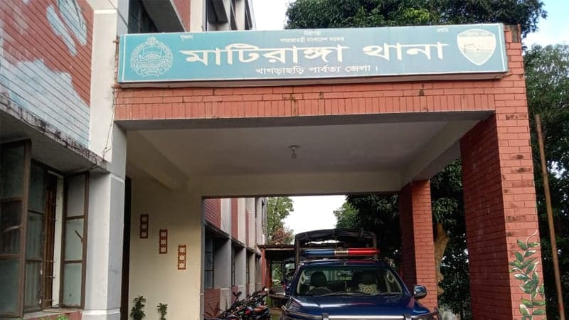 খাগড়াছড়িতে ‘মাদকের টাকা’ জন্য মায়ের গলা কেটে ও বাবাকে কুপিয়ে জখম